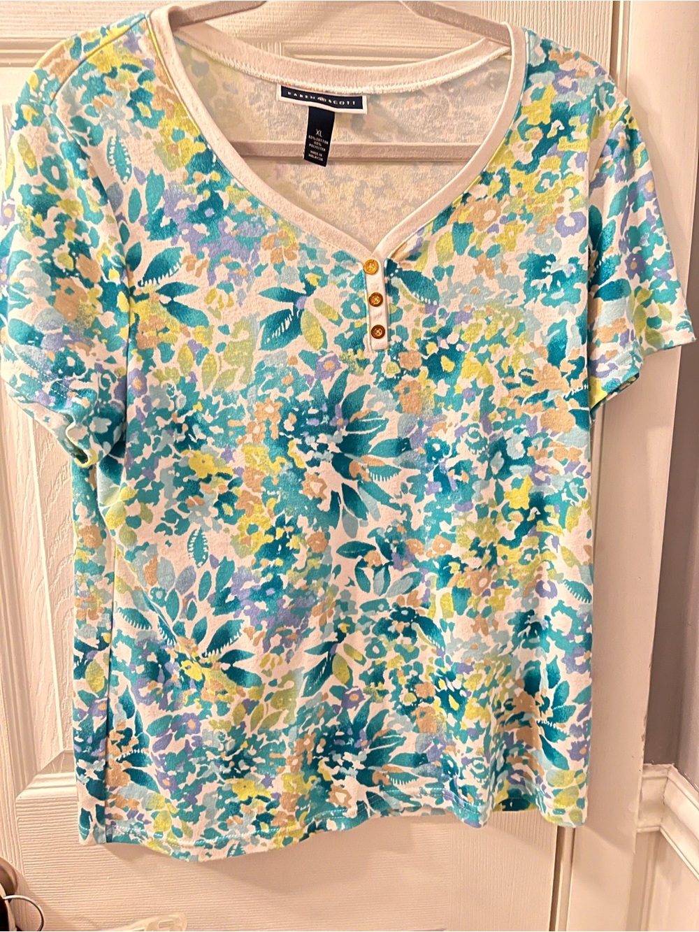 Karen Scott Aqua Floral V-Neck Short Sleeve Top 60% cotton 40% polyester SzXL